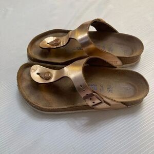 Birkenstock Gizeh Metallic Copper Sandals Size 36 US 5-5.5